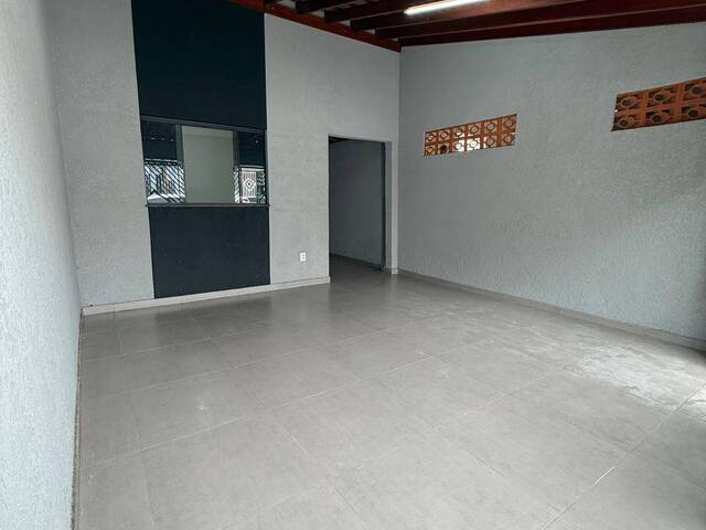 #23 - Casa para Venda em Nova Odessa - SP