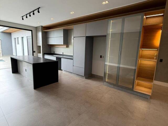 #38 - Casa para Venda em Nova Odessa - SP